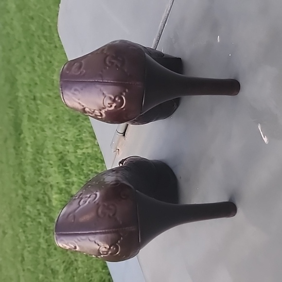 Gucci Gold clasp Horsebit Brown Leather GG Peep Toe Heels Size 40.5 C - Picture 4 of 12